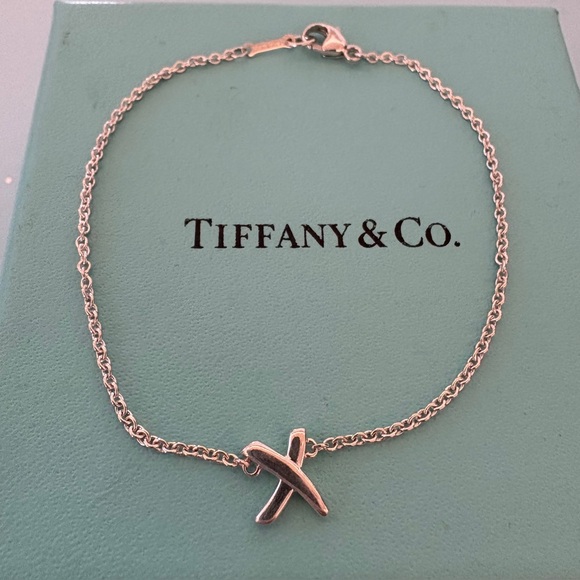 Tiffany & Co. Jewelry - RARE Tiffany & Co. Paloma Picasso 925 Silver Graffiti “x” Kiss Bracelet 7”
